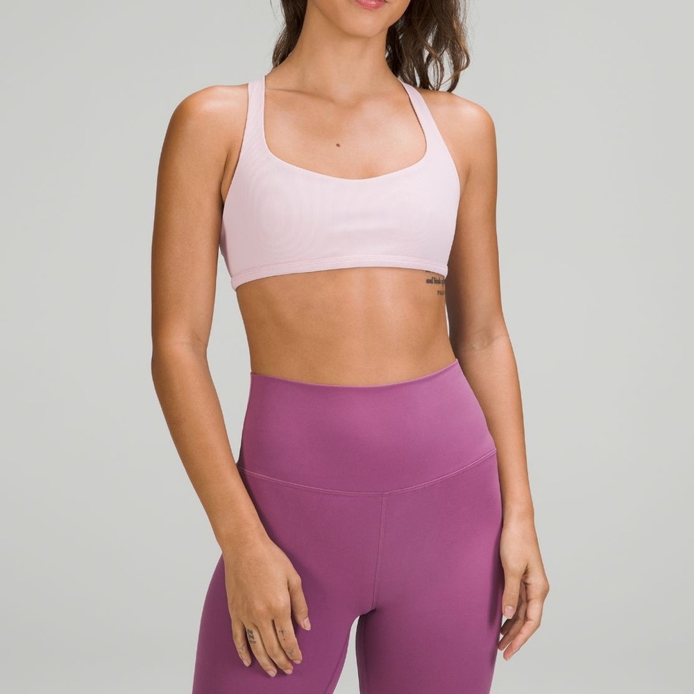 Lululemon Free to be Sports Bra